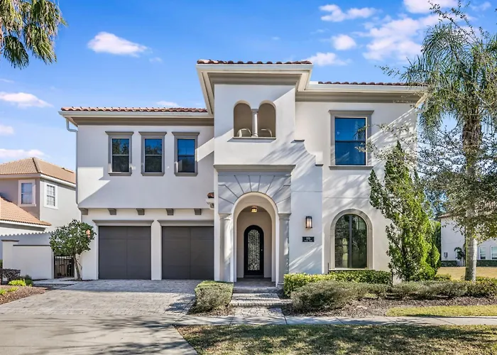 Elegant 9 Bedroom Estate In Orlando6545 Kissimmee
