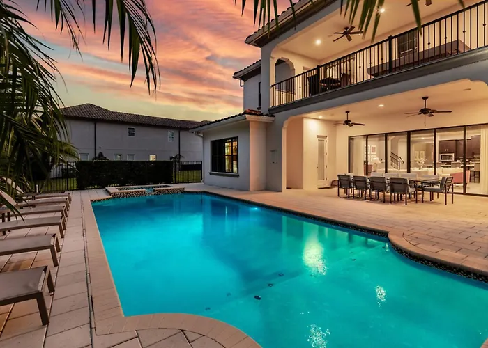 Elegant 9 Bedroom Estate In Orlando6545 Kissimmee