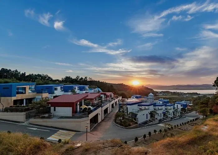 Paju Obladi Pool Villa