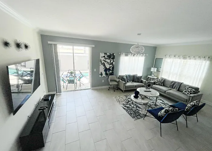 Luxury 5 Bedroom 4 Bath Private Pool Home 227 Kissimmee