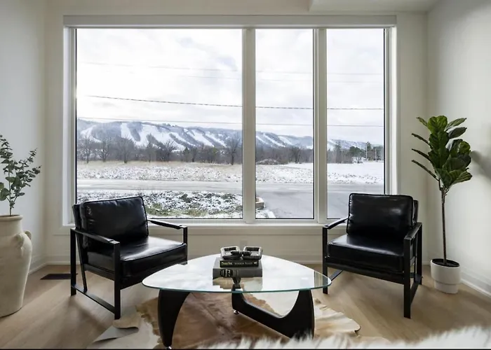 The Luxury Black Rose Chalet At The Blue Mountains For 20