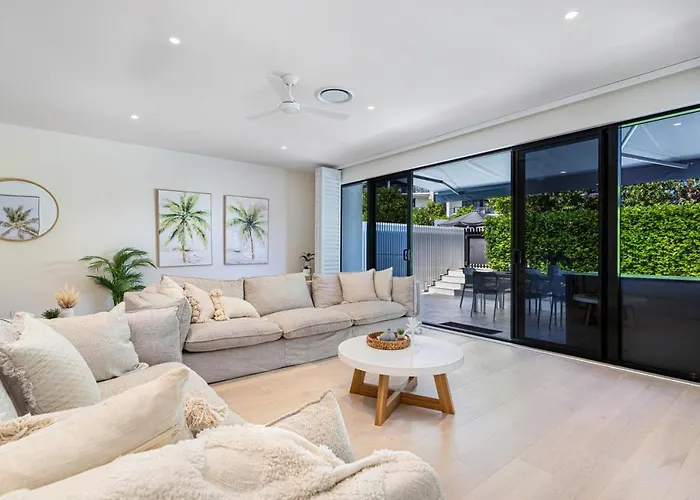 Villa Modern Palms Getaway Gold Coast