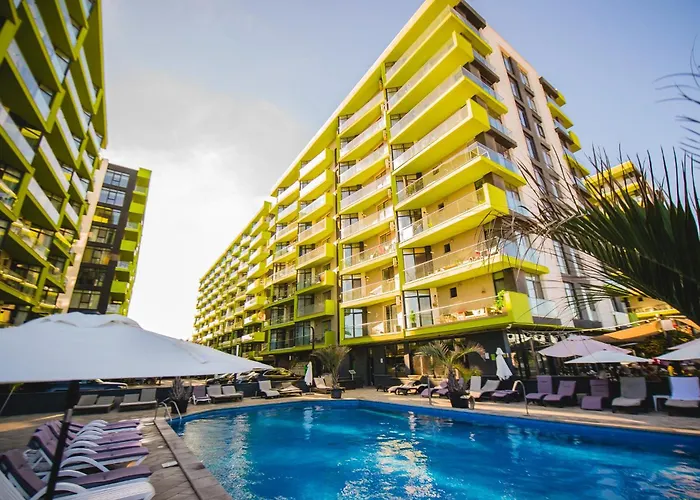 Sole & Splendore - Pool And Spa Beach Resort Năvodari
