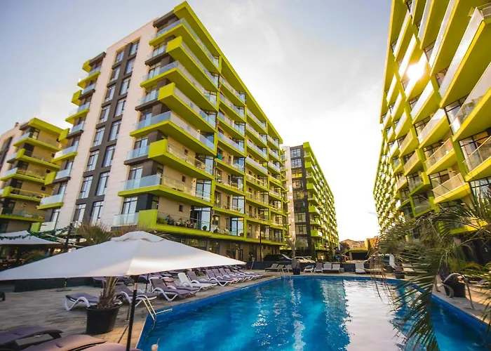 Sole & Splendore - Pool And Spa Beach Resort Năvodari