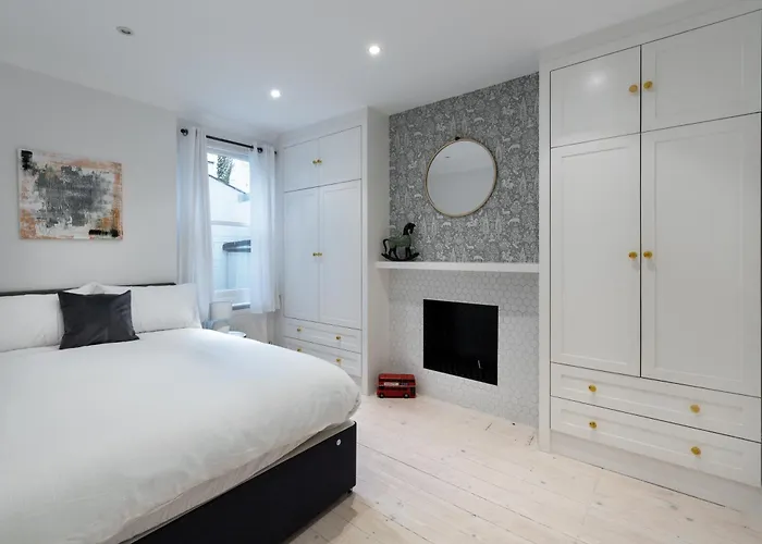 2Beds Apartment Garden & Jacuzzi Kensington London
