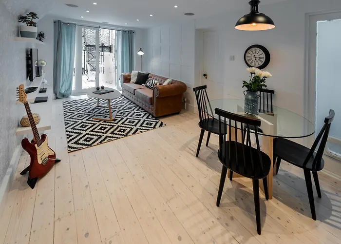 2Beds Apartment Garden & Jacuzzi Kensington London