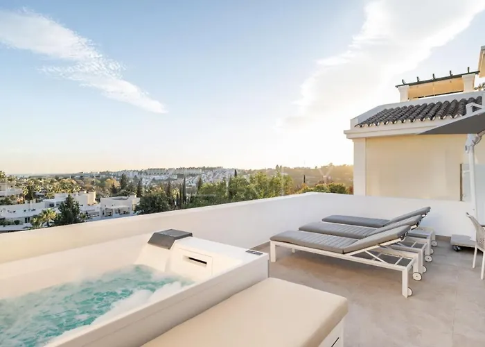 Villa The Exquisite Townhouse In Aloha Gardens Marbella