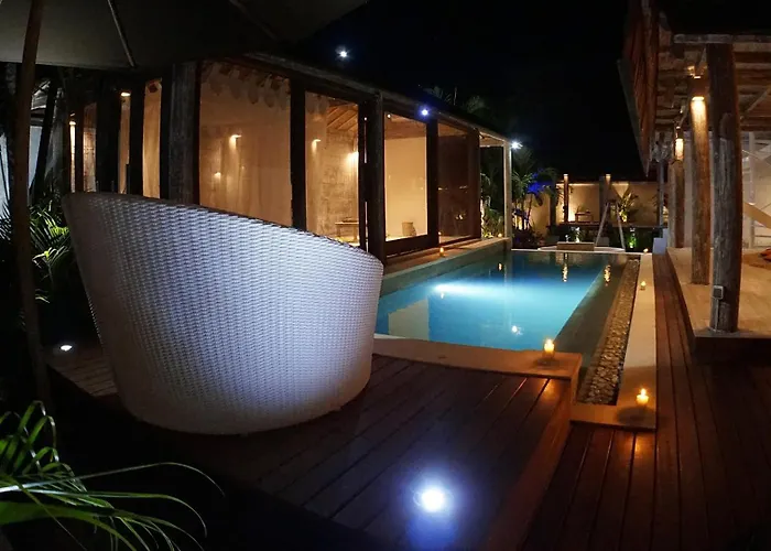 Promo! Private Vacation Rental Villa Pool & Jacuzzi 3Bedrooms & 1Extra Bedroom With Free Scooter Seminyak