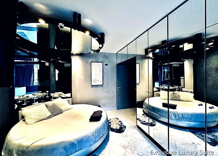 Luxury Apartment With Spa And Free Parking Rom