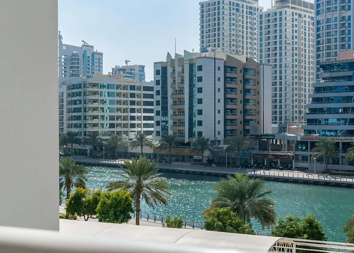 Stylish 1-Bedroom With Stunning Marina Views At Dorra Bay Dubai