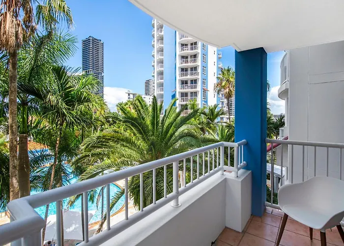 Bel Air Modern 1 Bedroom Apartment - Coasthm Gold Coast