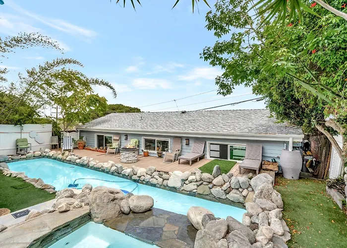 El Segundo Beach 5B4B Home, Pool Hot Tub, Beaches, Local Town!