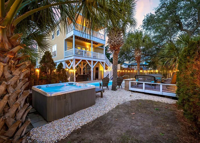Big Bear Coastal Cabin Myrtle Beach