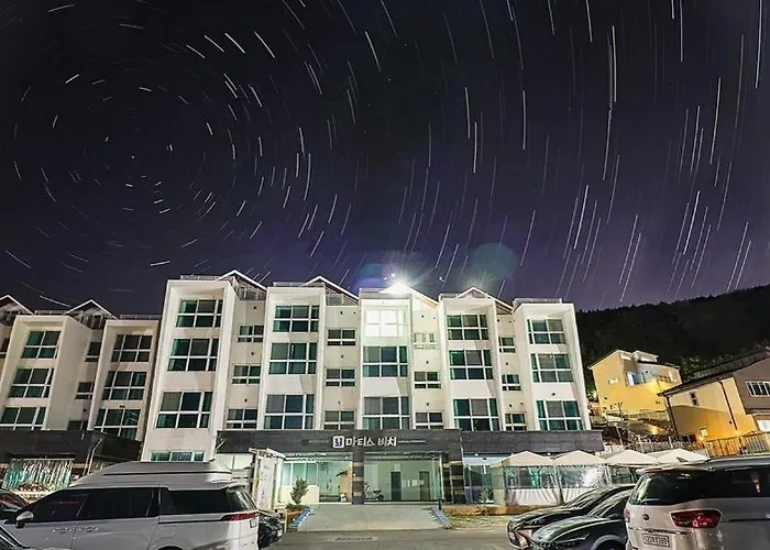 Tongyoung Martis Beach Pension Tongyeong