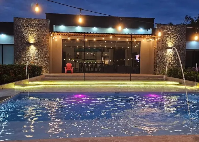 Villa Luxury Estate With Private Pool & Jacuzzi Sopetran
