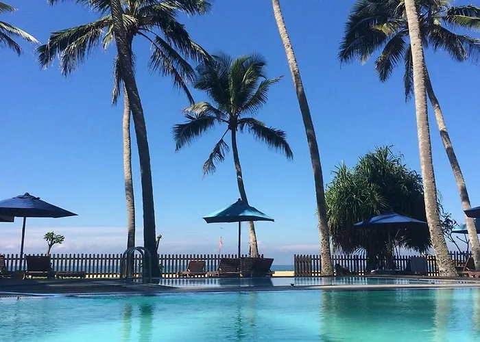 Blue Beach Hotel Wadduwa