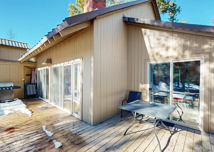 32 Cabin Cluster Ln Sunriver