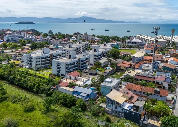 C109 Casa Grande Com Piscina Privada Para Ate 15 Pessoas Florianópolis