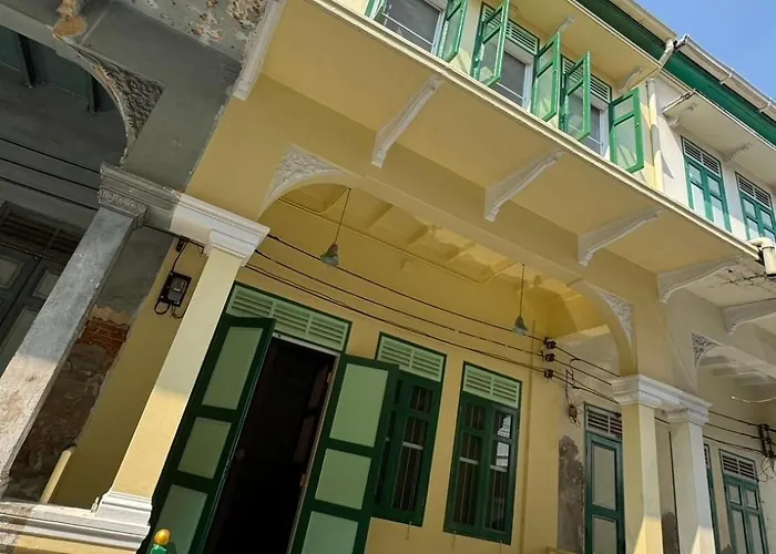 Luan Heritage Surawong Bangkok