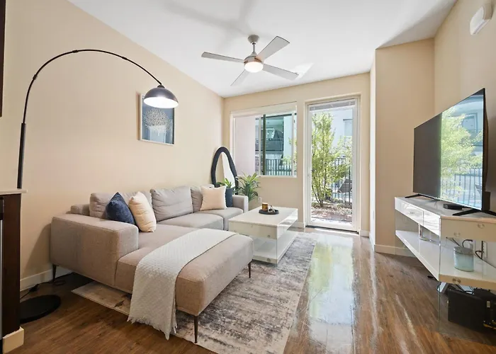 Ferienwohnung Chic 1Br Retreat With Pool, Gym & Jacuzzi In Mid Wilshire & Miracle Mile Los Angeles