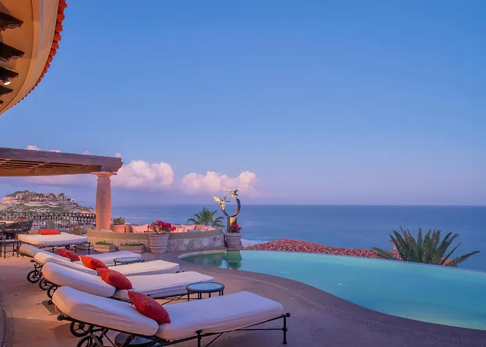 Beautiful Villa Fully Staffed & Steps From Swimmable Beach In Villas Del Mar San José del Cabo