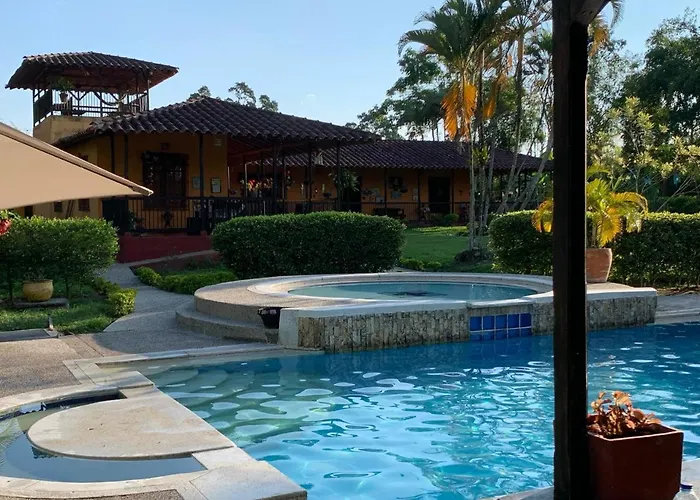 Finca Chalet El Robledal Pueblo Tapao