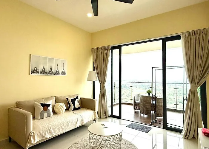 Amberside Jb City View 3Br3B 10Pax Top Floor At Jb Central Johor Bahru