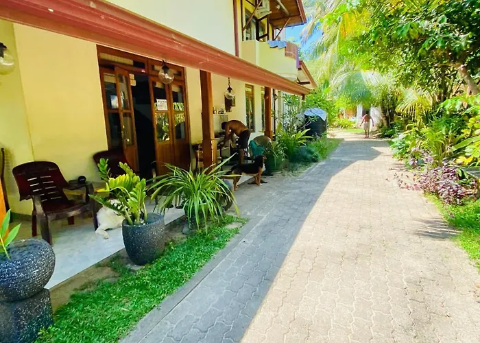 New King Well Resort And Guest House Ahangama