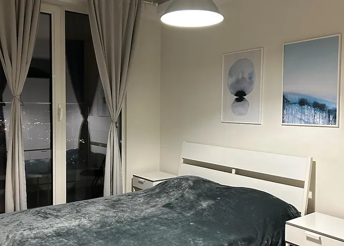 35Th Floor Gem With A Sky-High View Over Skopje