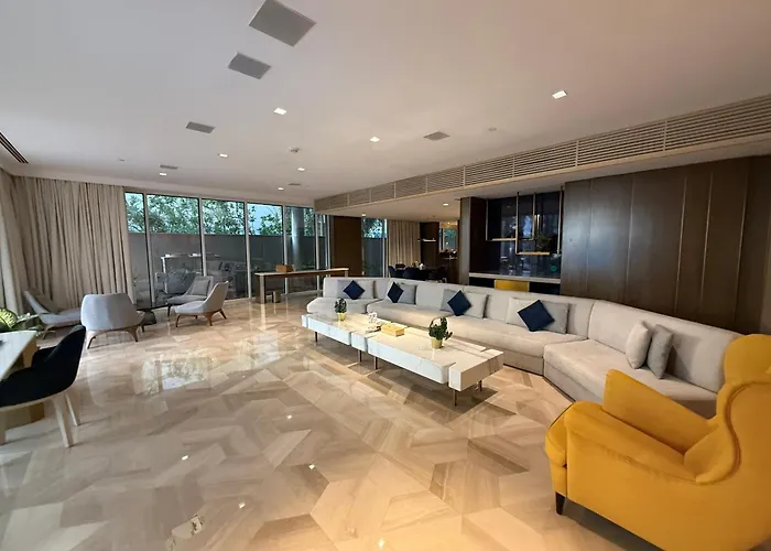 Villa Palm Haven Luxe 3 Bed Townhouse With Private Pool Dubai