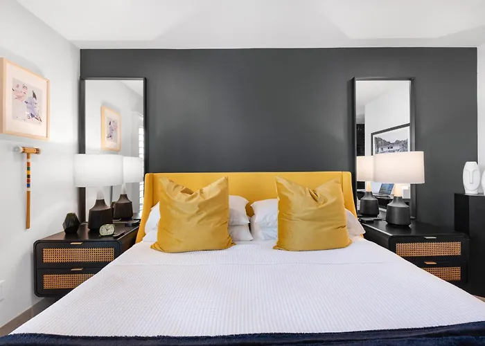 Villa Fairway Sleek Chic Palm Springs