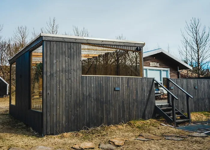 Hotel Eyja Mork - Stargazing Igloo With Shared Hot Tub, Bbq And Kitchen - B3 Stora Mork