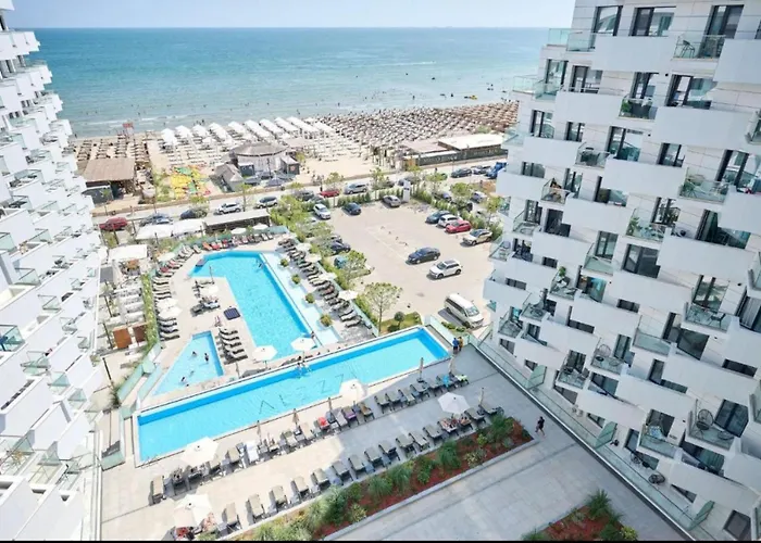 Rafine Alezzi Infinity Resort&Spa Năvodari