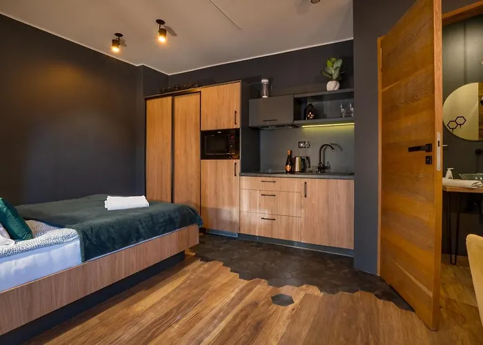 Ku Sloncu -Pokoje&Apartamenty - Jastrzębia Góra
