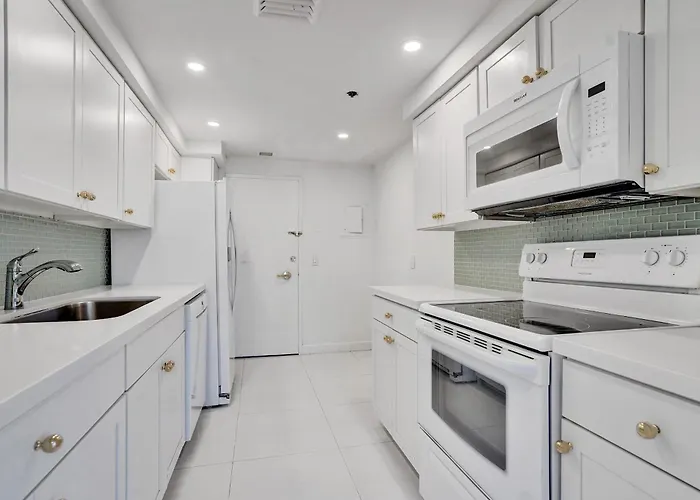Luxury 2Bd Penthouse With Beach Access And Resort Amenities Ph6 Miami Beach