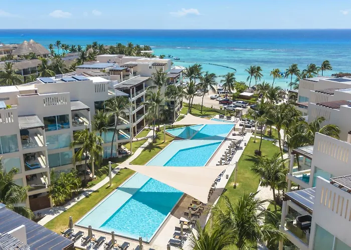 Infinity Pool And Private Beach Club - Luxury Complex The Elements Condos - Gh8 Playa del Carmen