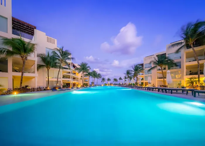 Infinity Pool And Private Beach Club - Luxury Complex The Elements Condos - Gh8 Playa del Carmen