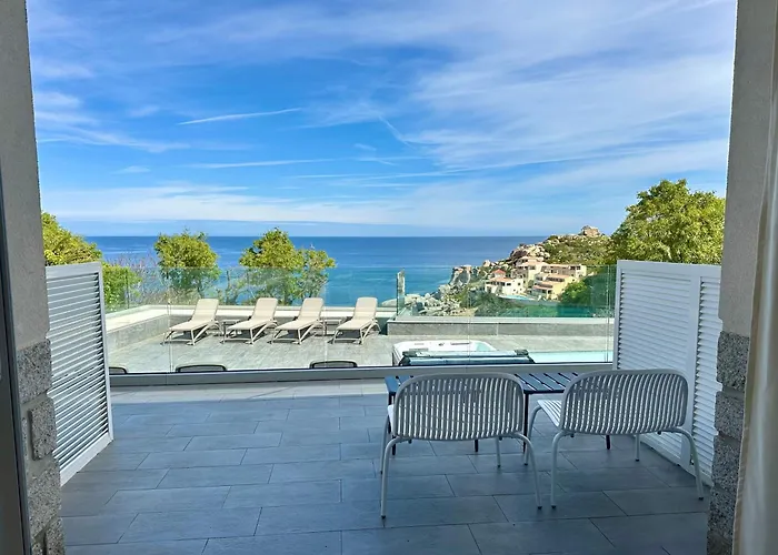 Hotel Villa R Calvi 
