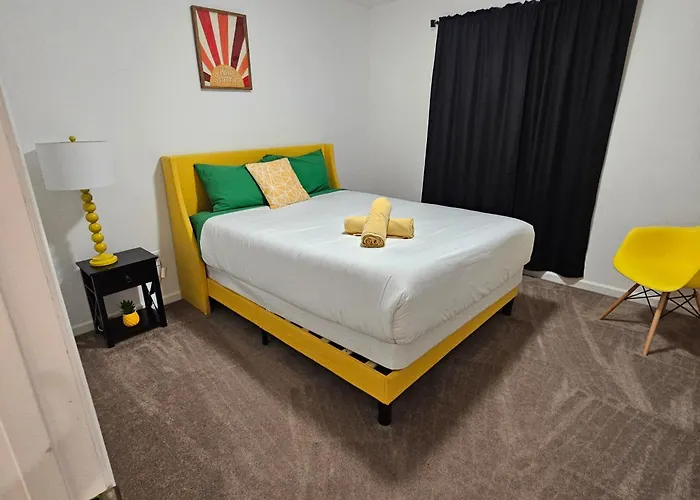 Gorgeous Home, Great Vibes & Nonstop Fun! Desert Hot Springs