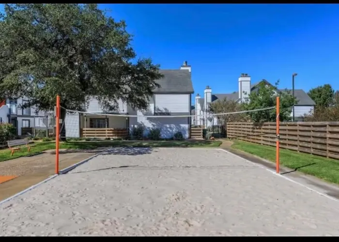 Ferienwohnung RodeoBohoPOOLJacuzziNRGwalk TMC Ps4Wii MDAnderson Houston