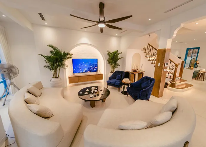 Ferienwohnung La Perla Seaside Retreat 6Br Hạ Long