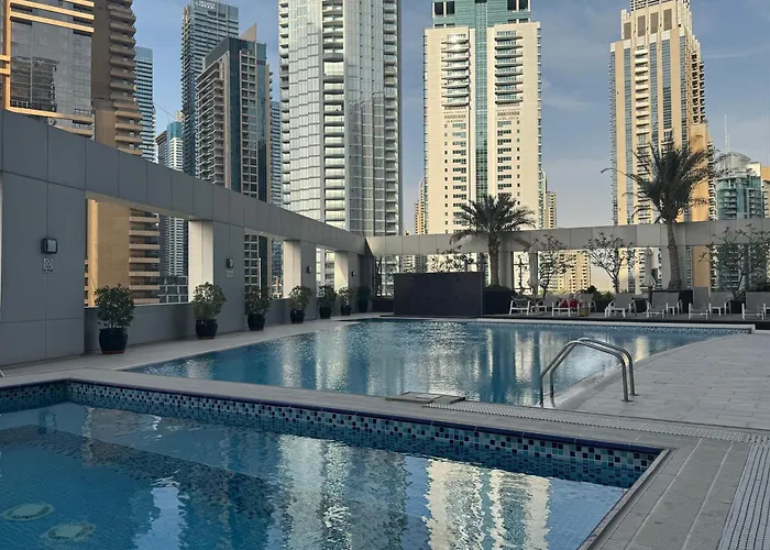 Ferienwohnung Modern 1Br With Balcony, Pool And Gym, Dubai Marina