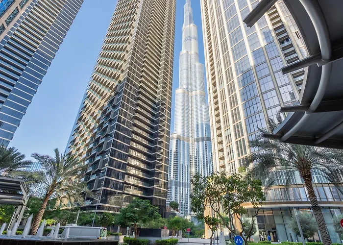 Vacationer Holiday Homes I Luxe Studio I Steps To Burj Khalifa & Dubai Mall I Free Parking, Pool, Gym & Wi-Fi