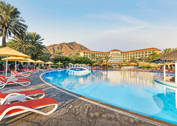 Fujairah Rotana Resort & Spa - Al Aqah Beach