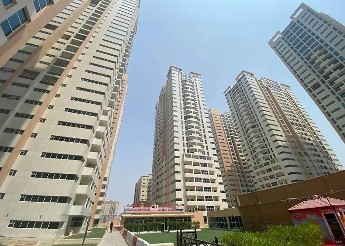 Luxury Apartment In Ajman One Towers