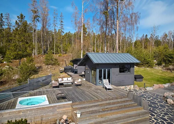 Hideout Villas - Villa Loevoe Espoo