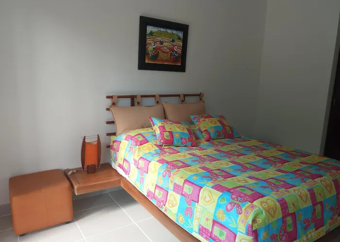 Casa Campestre En Condominio En Anapoima