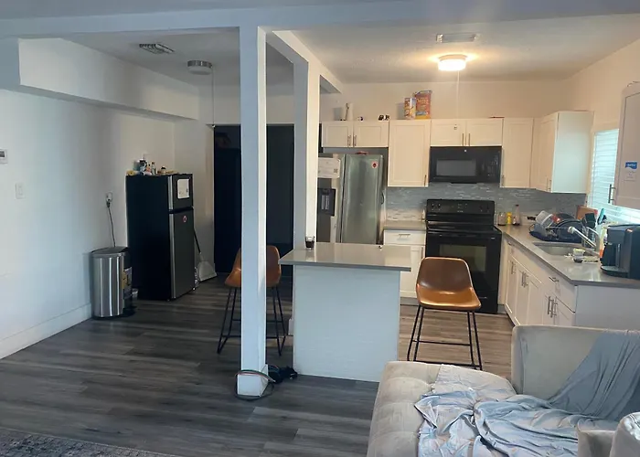Hostel Miami Coliving Shared House For Professionals