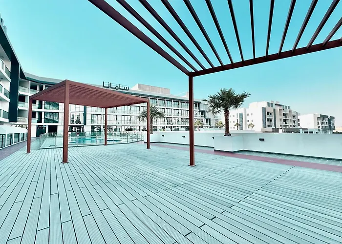 Great Deal Magnificent Brand New With Private Pool Dubai