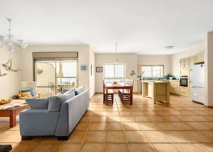 Nahariya Beachside Comfort Stay
